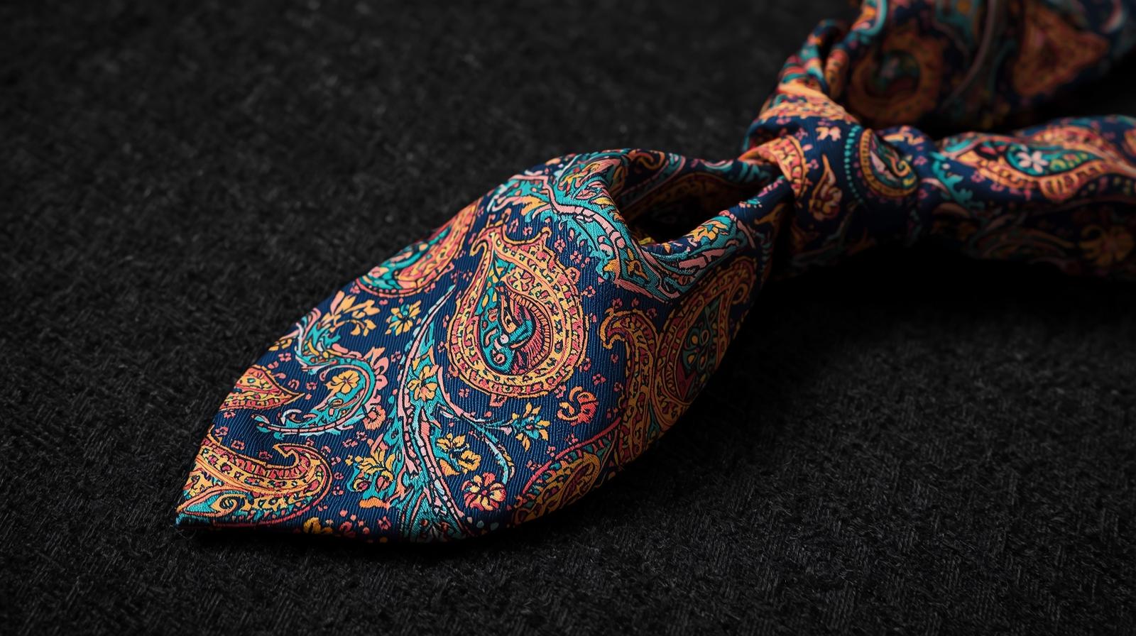 Explore neckties, bow ties, cravats, and scarves with Blue Shine, a leading Men’s Accessories Manufacturer offering premium quality.